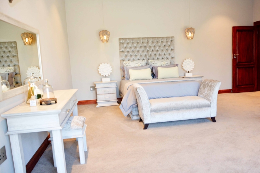 4 Bedroom Property for Sale in Wilkoppies North West